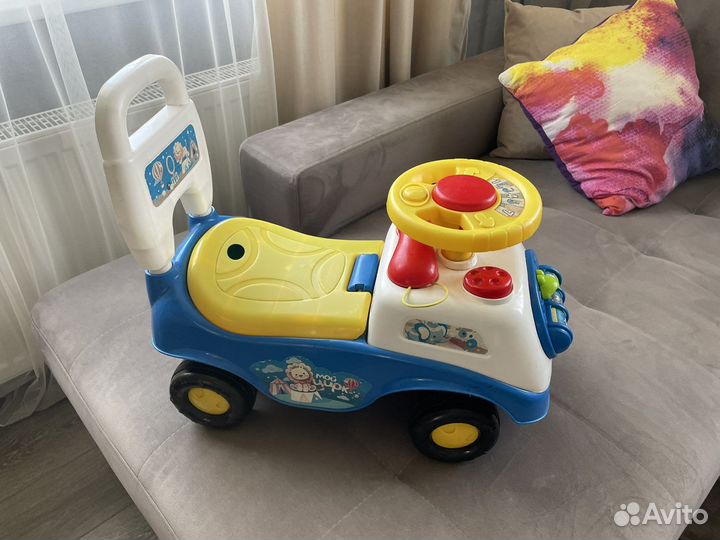 Машинка-каталка