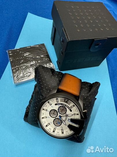 Новые Наручные часы Diesel DZ4280