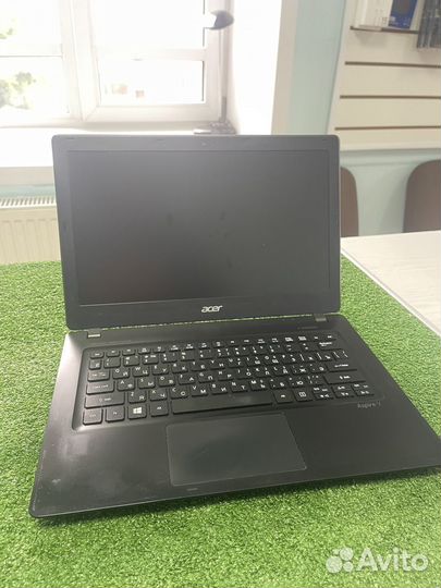 Acer v3 331