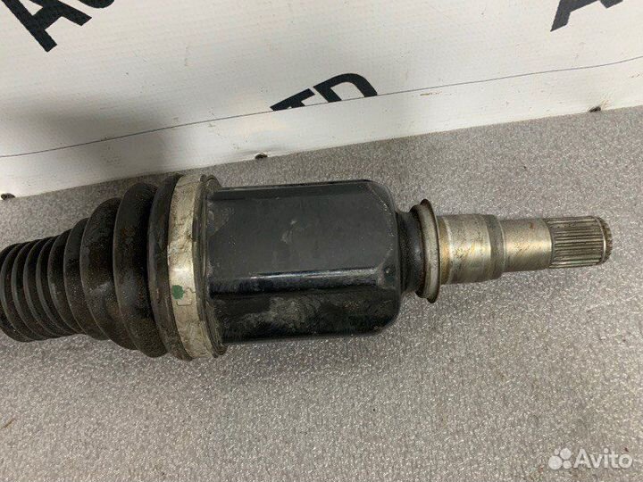 Привод передний правый Mercedes-Benz Glc-Class