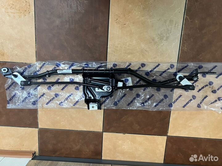 Трапеция стеклоочистителя в сборе с моторчиком Sca