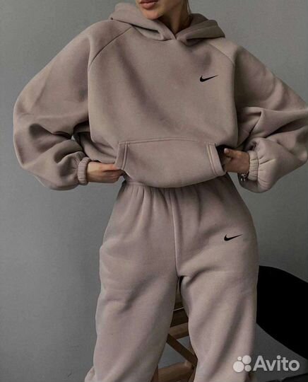 Тёплый мягкий спортивный костюм