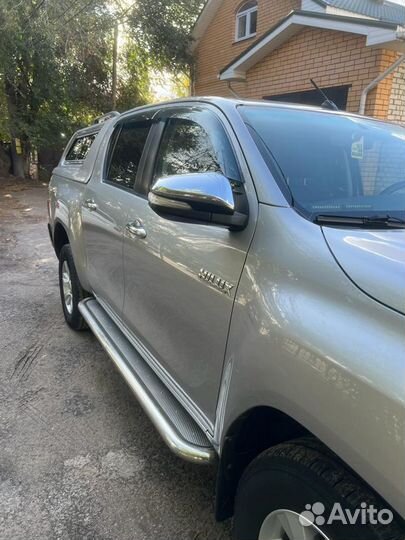 Toyota Hilux 2.8 AT, 2016, 165 000 км