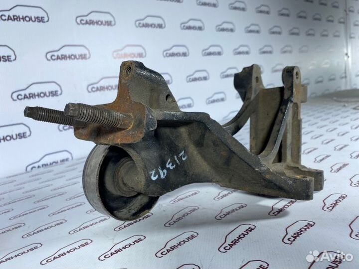 Кронштейн генератора Ford Mondeo MK 2 1.8 1996