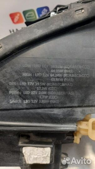 Фара передняя правая Genesis G70