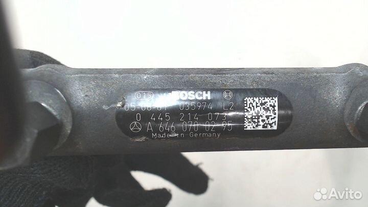 Рампа топливная Mercedes C W203, 2005