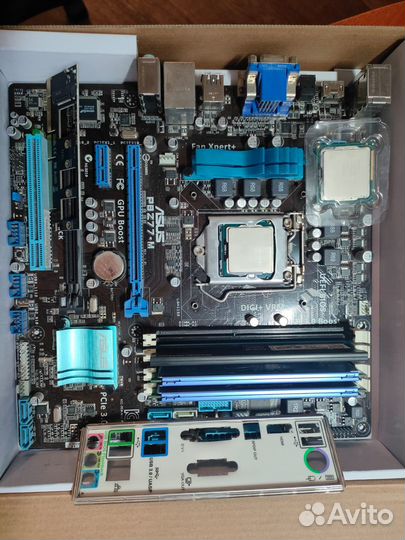 Материнская плата с процессором и памятью