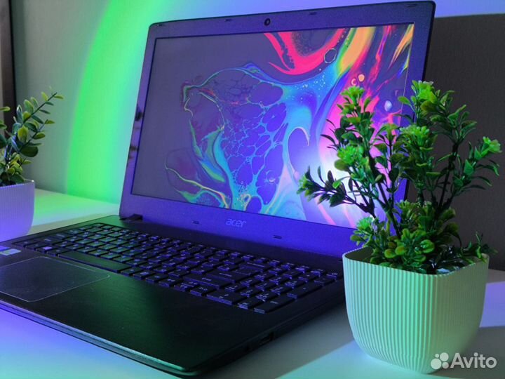 Игровой ноутбук : Intel Core I3 / Geforce 940MX