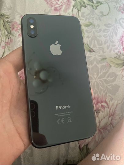 Телефон iPhone 10 64gb