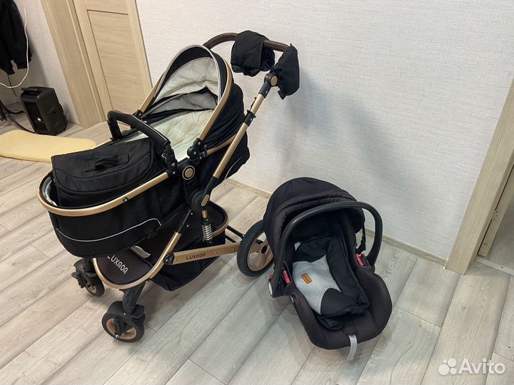 Детская коляска - трансформер Luxmom 518 3в1 черны