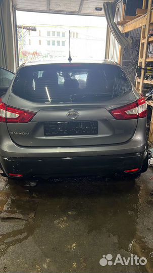 В разборе Nissan Qashqai J11 2.0 4WD CVT 2014 год