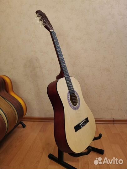 Классическая гитара Новая