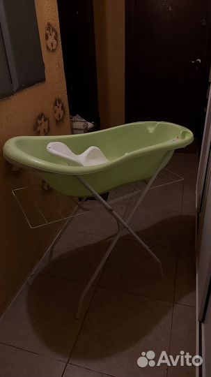 Ванночка для купания новорожденного