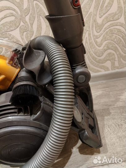 Пылесос Dyson