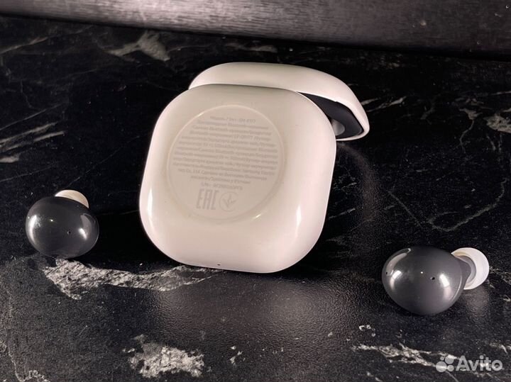 Samsung Galaxy Buds 2