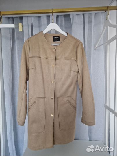 Бежевый плащ 44р