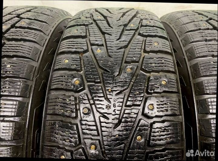 Nokian Tyres Hakkapeliitta 7 SUV 235/65 R17