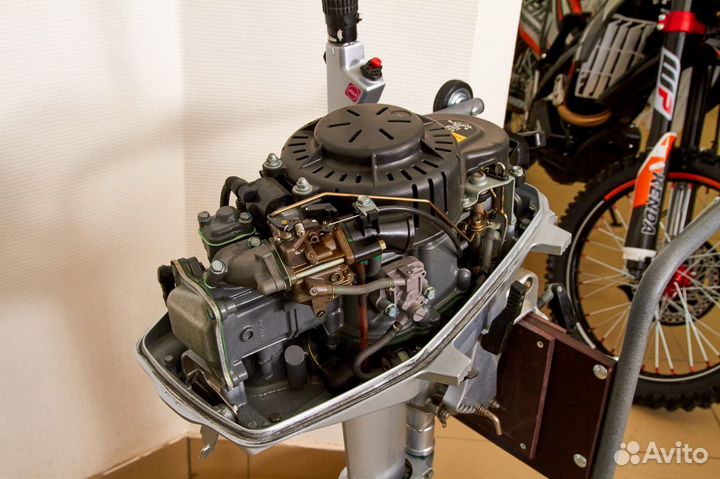 Лодочный мотор Honda BF 5 DH SHU б\у
