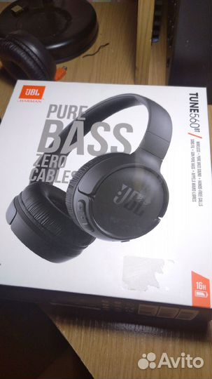 Продам наушники JBL 560BT