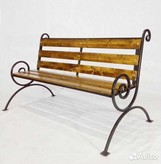 Лавочка садовая