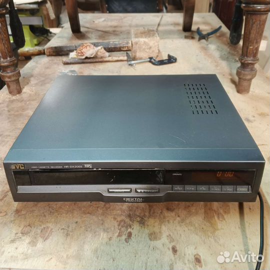 Видеомагнитофон