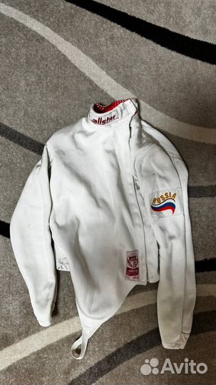 Фехтовальный костюм