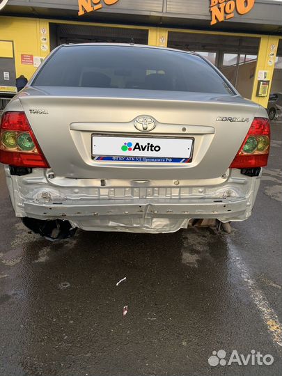 Toyota Corolla 1.4 МТ, 2006, битый, 345 000 км