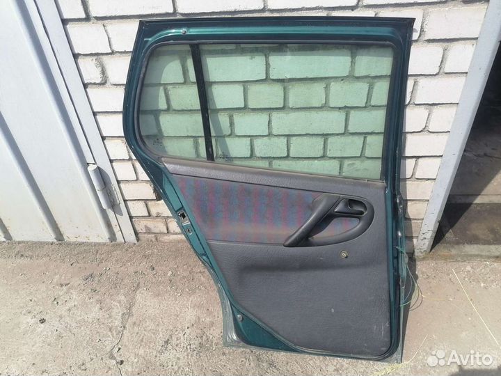 Дверь задняя левая volkswagen polo 3