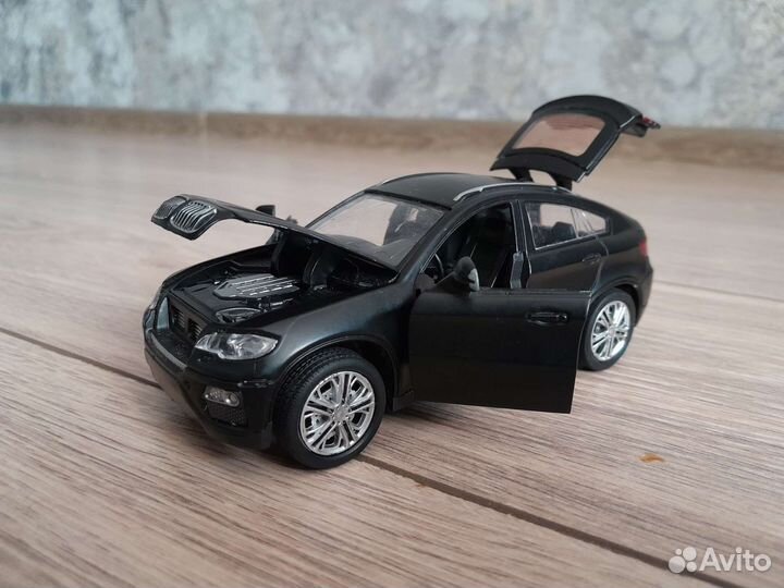 Машинка игрушка