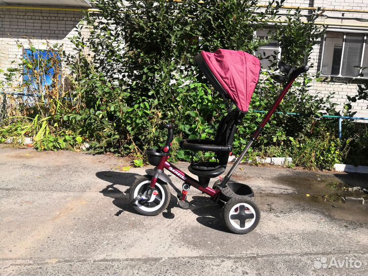 Детский велосипед с родительской ручкой