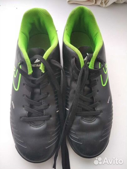 Футбольные бутсы