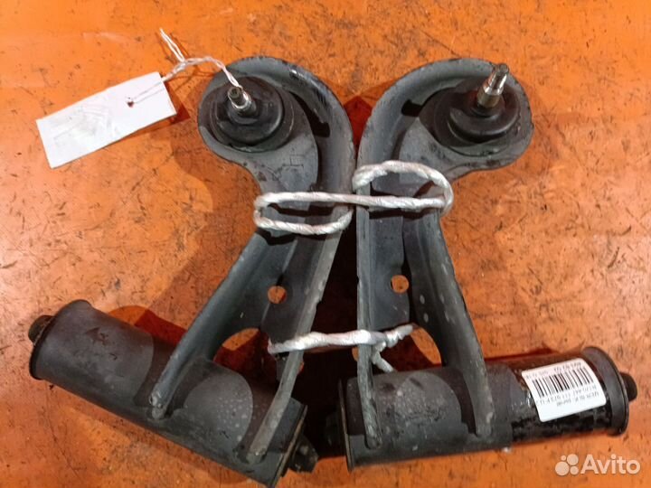 Рычаг передний верхний Mercedes-benz Slk-class R170.447