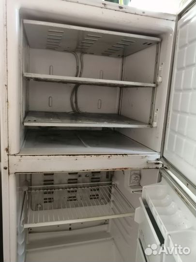Холодильник на запчасти