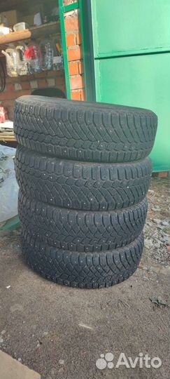 Gislaved Nord Frost 200 185/65 R15 204ZR