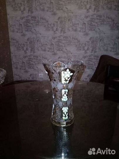 Ваза для цветов хрустальная