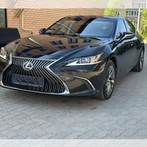 Lexus ES 2.5 AT, 2019, 70 000 км, с пробегом, цена 4 500 000 руб.