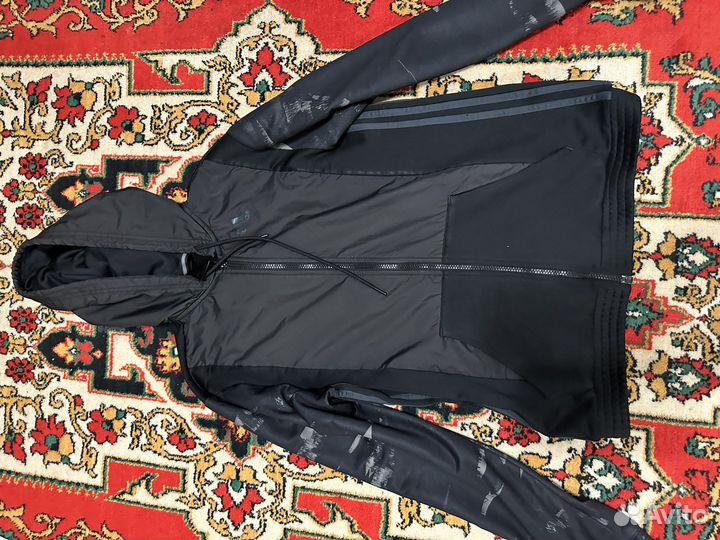 Спортивный костюм adidas