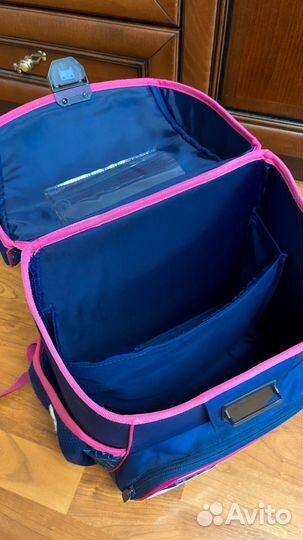 Школьный рюкзак для девочки ортопедический