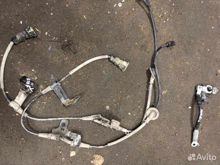 Проводка заднего датчика абс киа рио 4 икс лайн