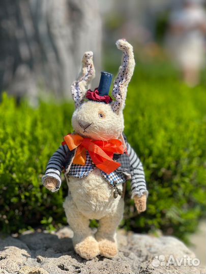 Мишка тедди ручная работа(белый кролик)