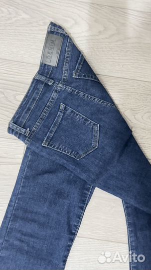 Джинсы клеш женские