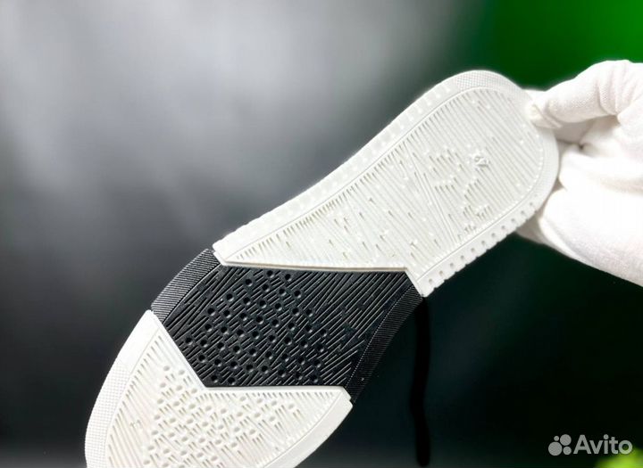 Кроссовки Boss универсальные