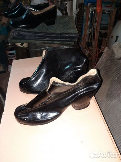 Ботинки резиновые ретро женские размер 37 и 39