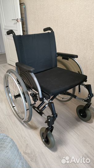 Кресло-коляска для инвалидов прогулочная