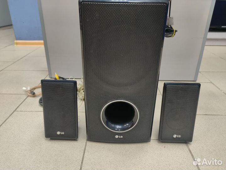 Саундбар LG HLT55W
