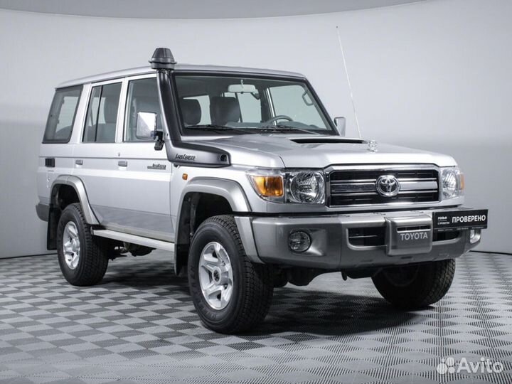Toyota Land Cruiser 4.5 МТ, 2022, 417 км