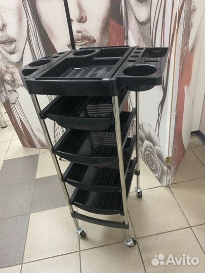 Тележка парикмахерская