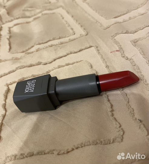 Помада inglot