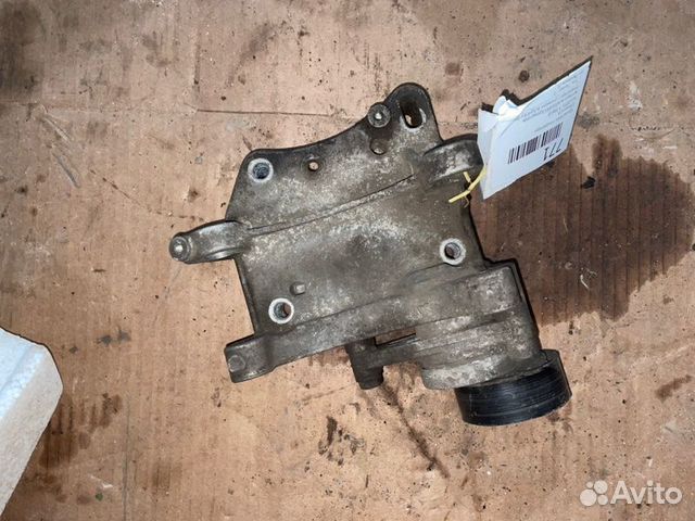 Кронштейн генератора Citroen C4 купе TU5GP4 2006