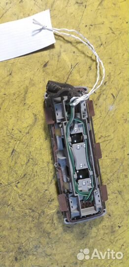 Плафон салона Nissan Cedric HY34